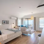 Hotel True Blue Boutique 3*