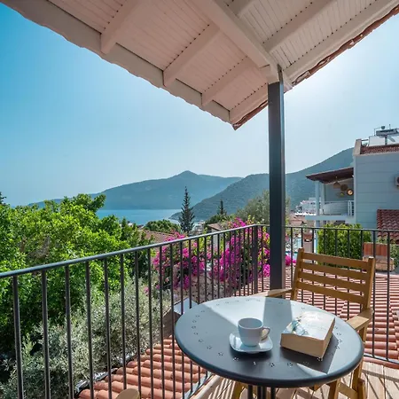 Hotel True Blue Boutique 4*