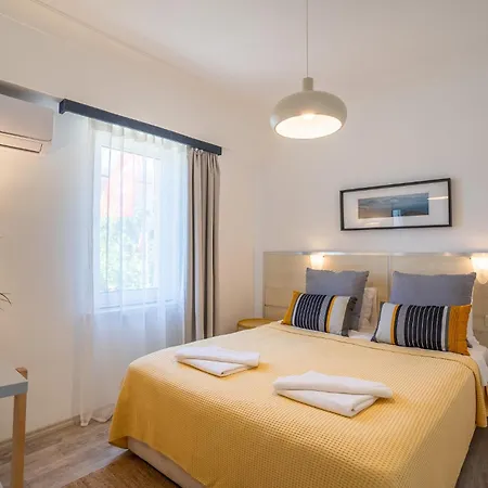 Hotel True Blue Boutique 4*