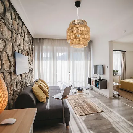 True Blue Boutique Hotel 3*