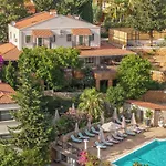 True Blue Boutique 3*