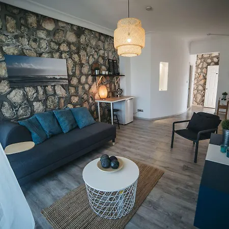 True Blue Boutique 3*