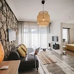 True Blue Boutique Отель 3*