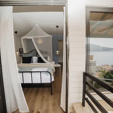 Hotel True Blue Boutique 3*